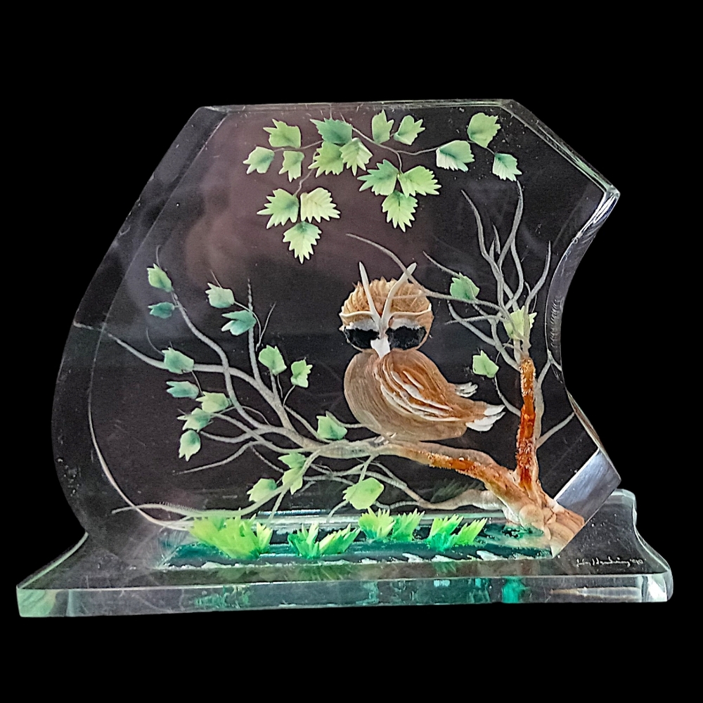 Vintage Lucite Owl Paperweight Sculpture Hand Painted Woodland Bird MCM Decor - Picture 13 of 16